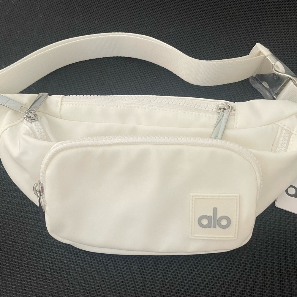 ALO Yoga White Explorer Fanny Pack